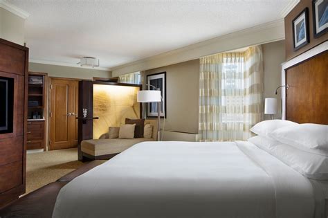 marriott.com zoominfo|Marriott Marriott Hotel .